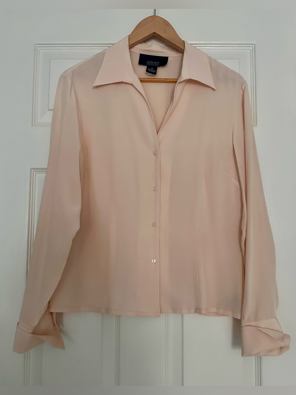 Jones Wear Essentials 100% Silk Botton Down Blush Pink Blouse Size 12